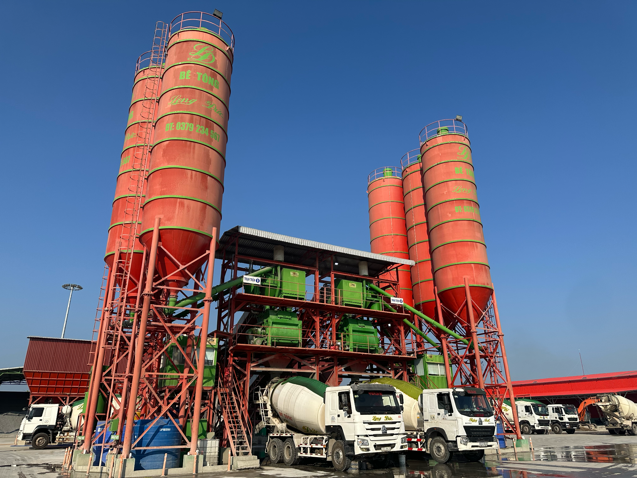 Long Duc ready-mix concrete batching plant